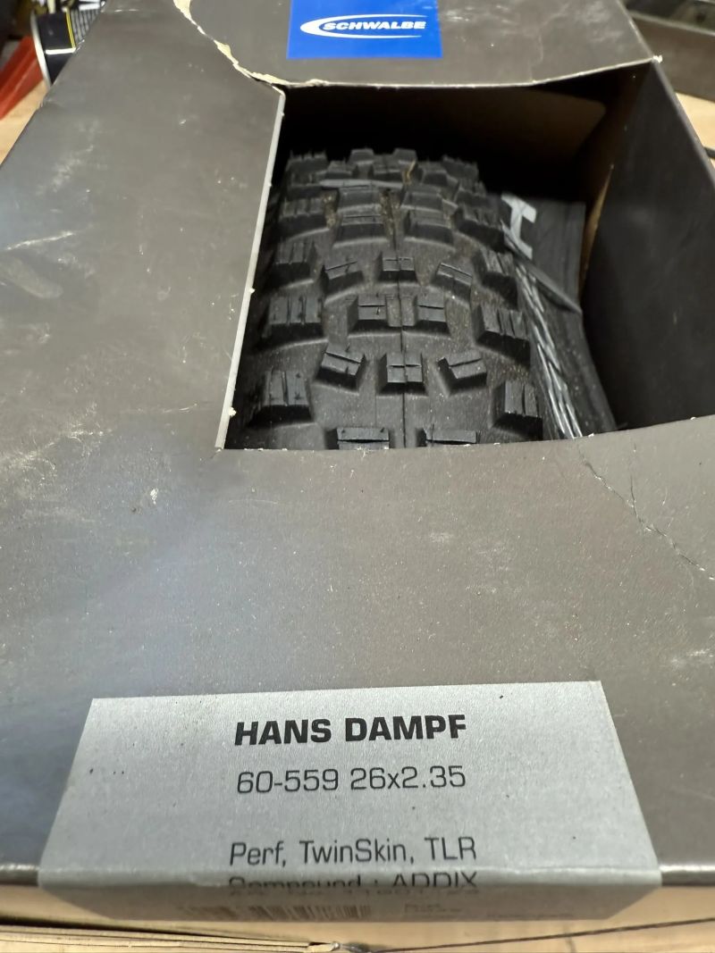 26x2,35 Plášť MTB Schwalbe Hans Dampf, Addix Performance, TLR, kevlar