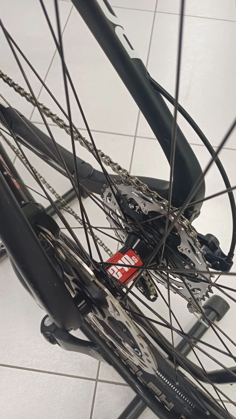 Bottecchia Zoncolan / DT swiss 240s / Shimano XT / Výška postavy 170-180cm / TOP STAV