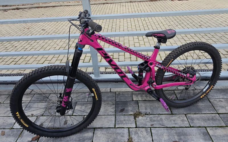 Pivot Cycles SHADOWCAT