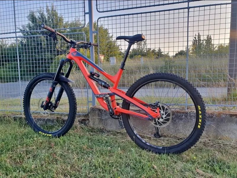 YT Capra Comp 2019 AL