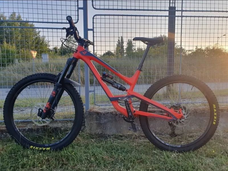 YT Capra Comp 2019 AL