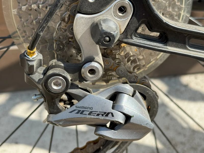 Author Grand 2018 18" černá