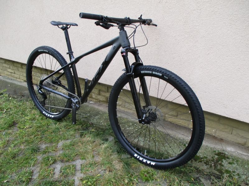 Nové 29" kolo MRX ER25 17,5", Shimano Deore 1x12, vzduch. vidlice Suntour Raidon, pevné osy