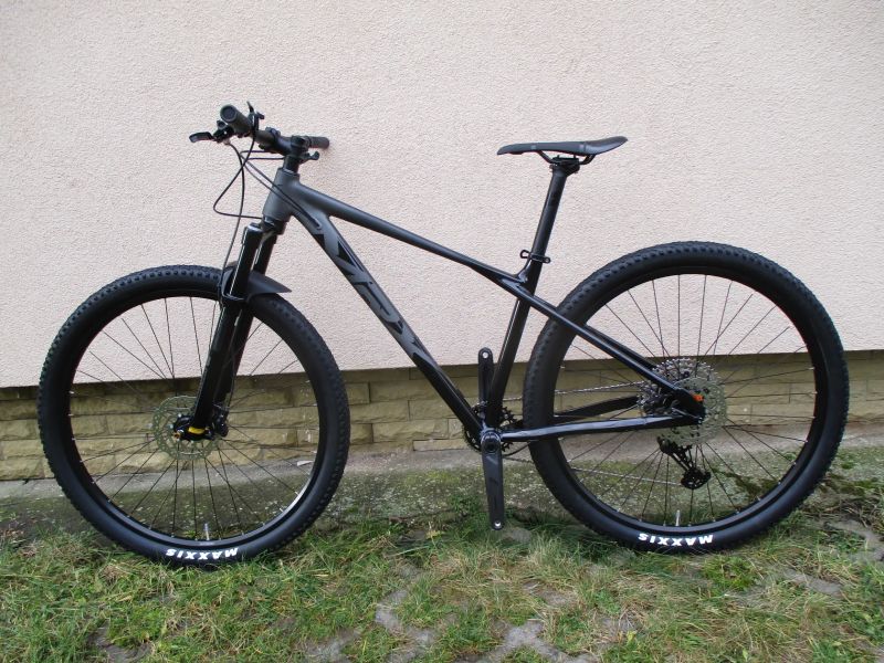 Nové 29" kolo MRX ER25 17,5", Shimano Deore 1x12, vzduch. vidlice Suntour Raidon, pevné osy