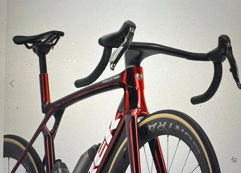 Trek Madone SLR 8 velikost M/L 56