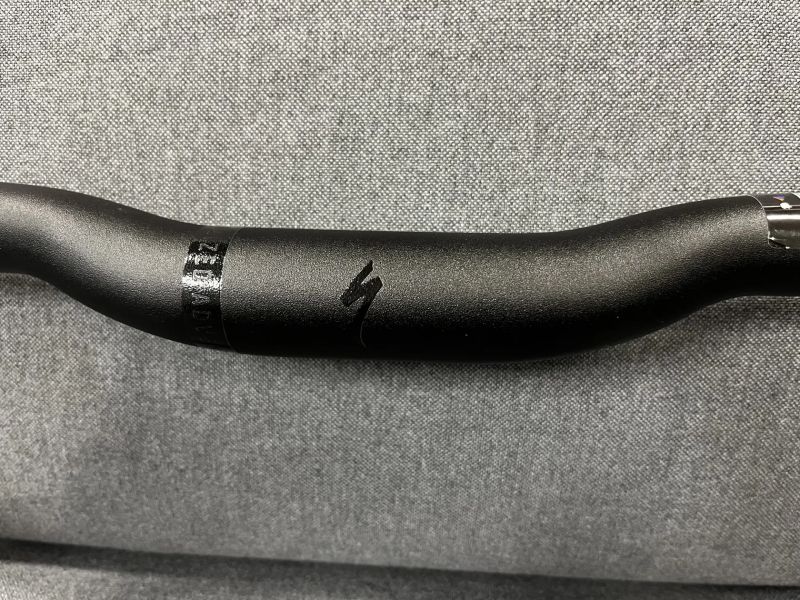 Gravel řidítka Specialized Hover Flare