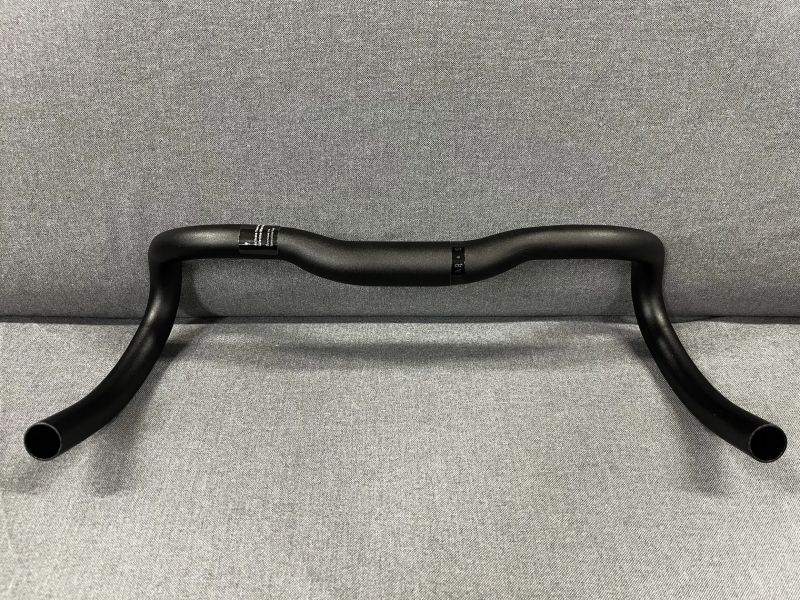 Gravel řidítka Specialized Hover Flare