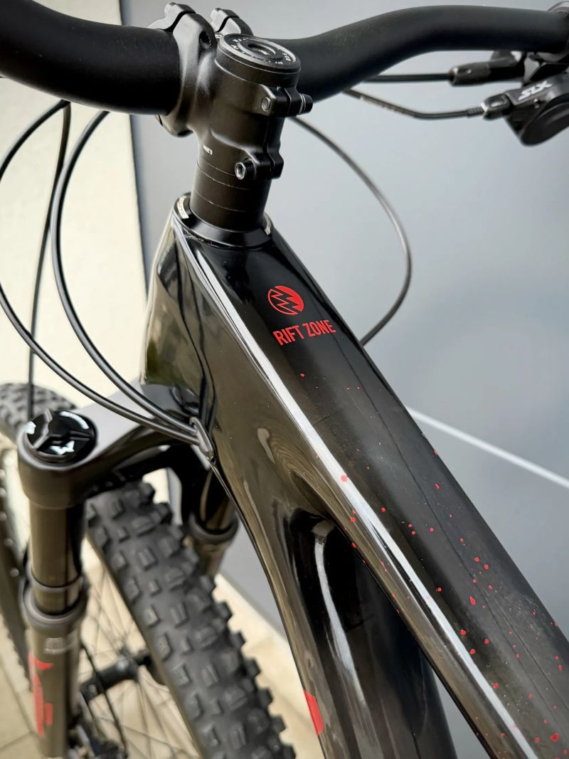 Marin Rift Zone 1 29 Carbon, vel. 40 (M) 