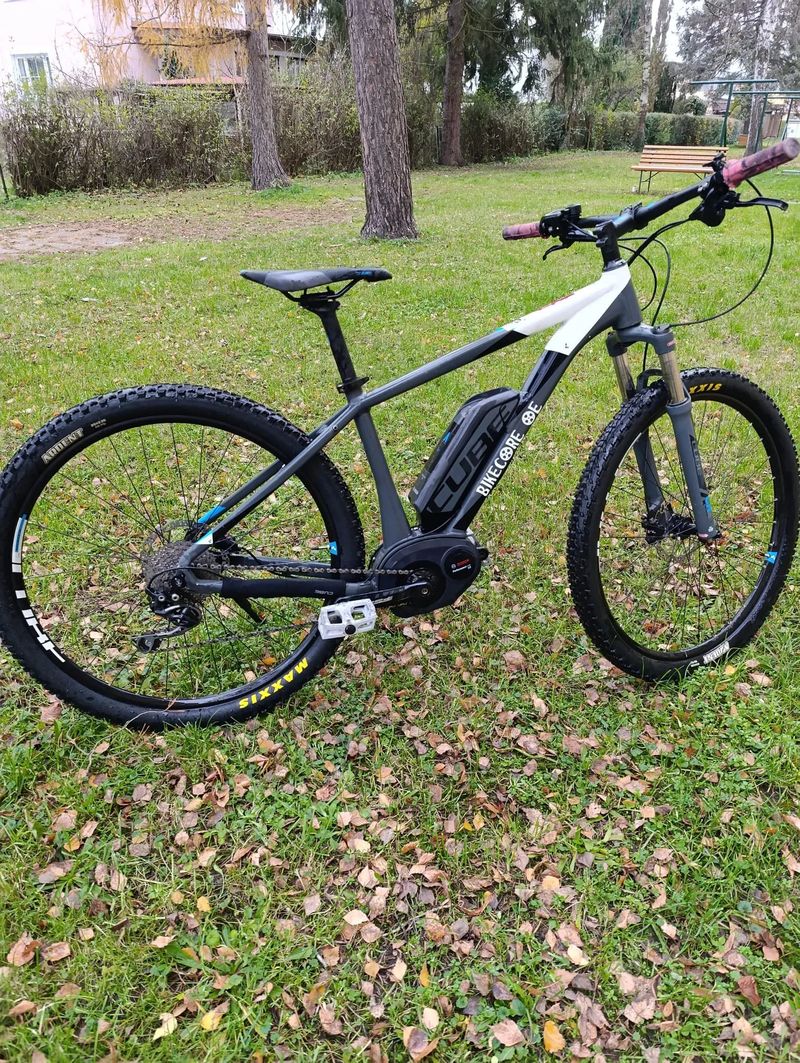 Cube Reaction Hybrid PRO 500