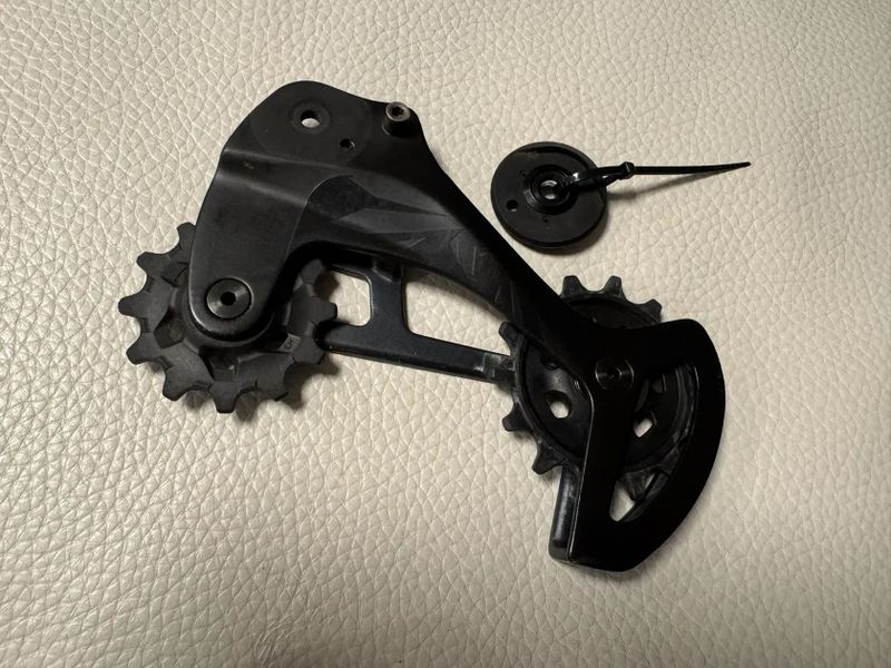SRAM přehazovačka XX1 EAGLE AXS 12s vč. ramínka CERAMICSPEED