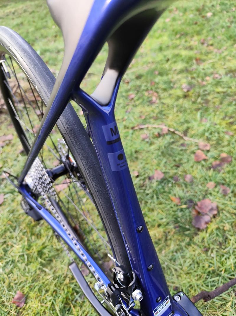 Nový Trek Madone SL 5 Gen 8 Hex Blue 2025 vel M, 54 cm