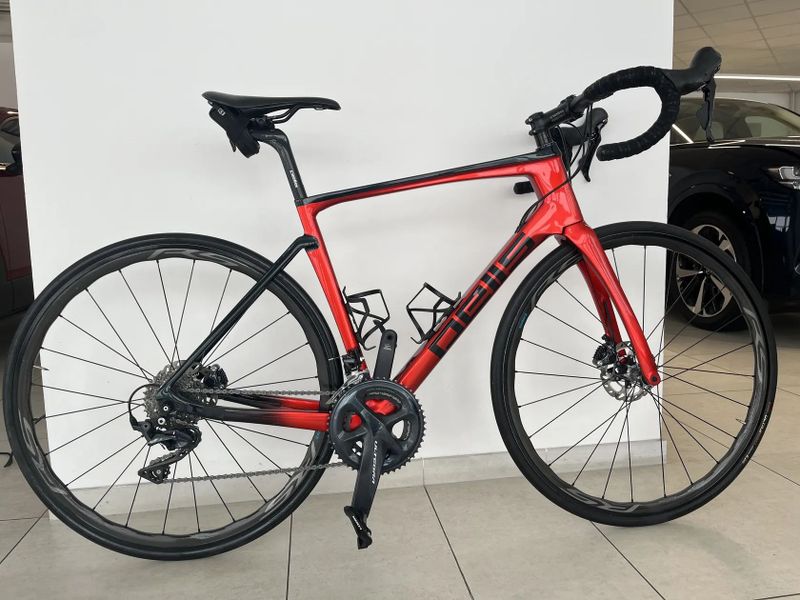 Pells R8 Disc Aero Carbon High Modulus