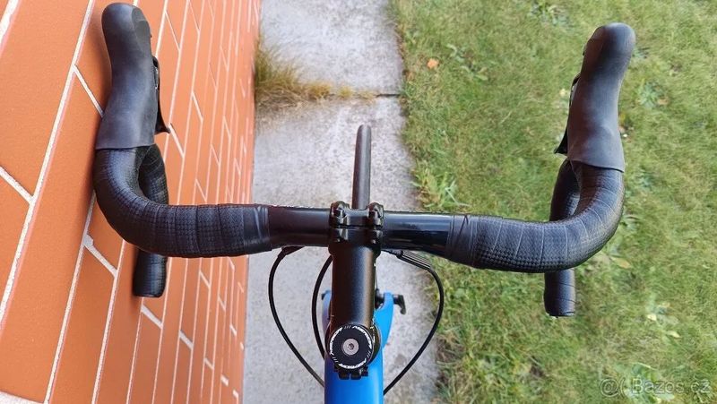 Merida Scultura 6000, Ultegra, karbonová sedlovka