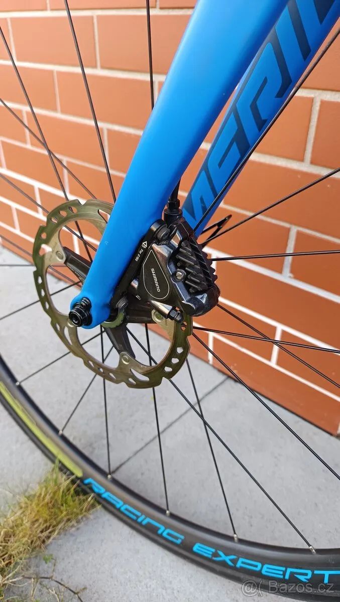 Merida Scultura 6000, Ultegra, karbonová sedlovka