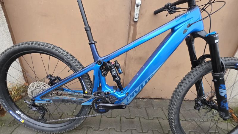 Elektrokolo Pivot Shuttle LT Ride SLX/XT - vel. L