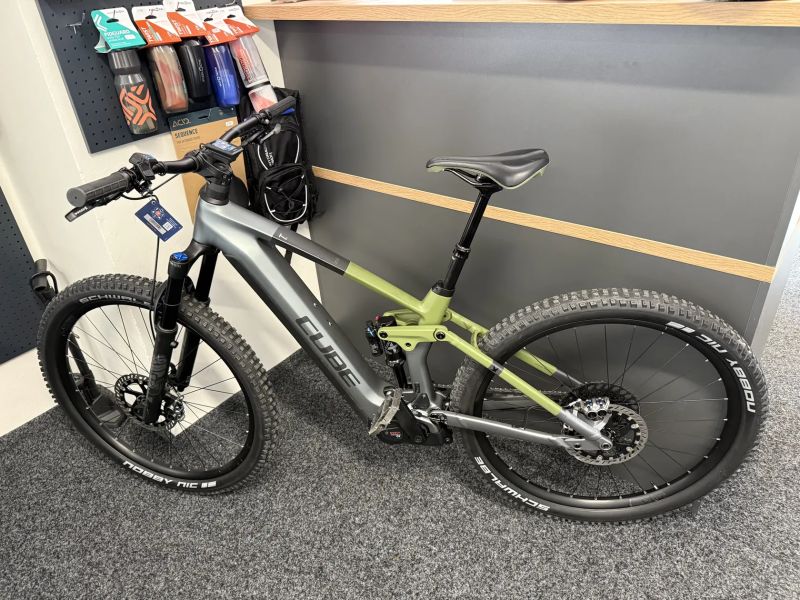 CUBE Stereo Hybrid 140HPC TM 750 vel.M 2023 1375KM KARBON