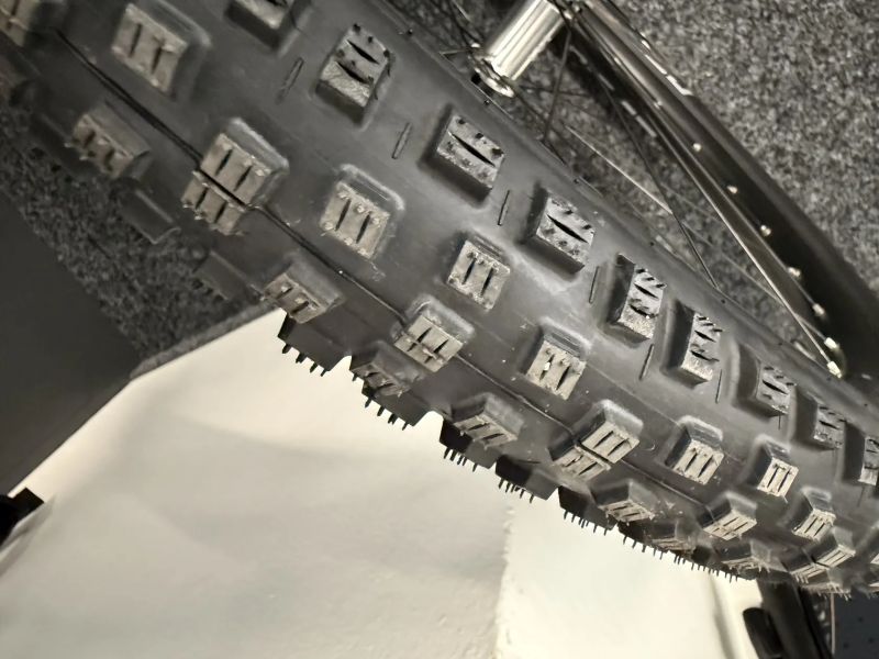 CUBE Stereo Hybrid 140HPC TM 750 vel.M 2023 1375KM KARBON