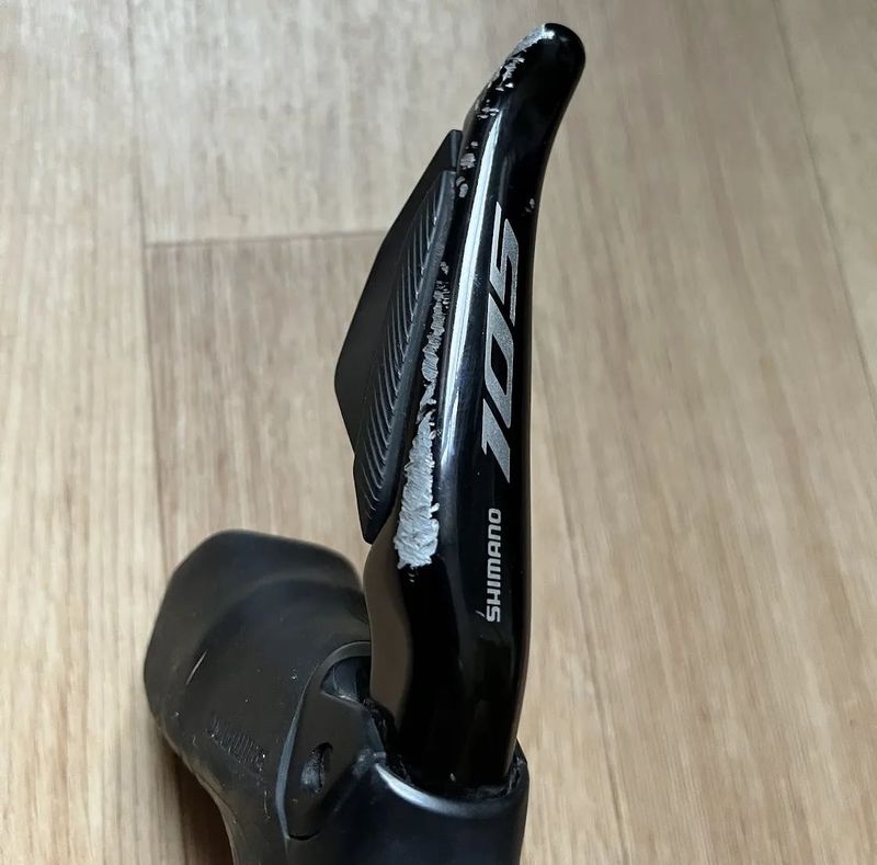 Řadící a brzdová páka SHIMANO 105 Di2 ST-R7170 2x12 disc - levá