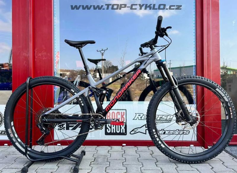 🔥🔥 SLEVA 52.000Kč - 48%🔥🔥 MONDRAKER FOXY, BLACK/NIMBUS GREY/FLAME RED - XL