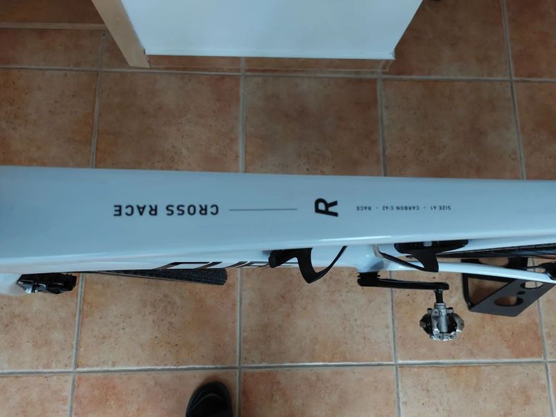 Cube Cross race c 62