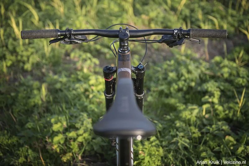 LAPIERRE ProRace CF 6.9 - vel. L