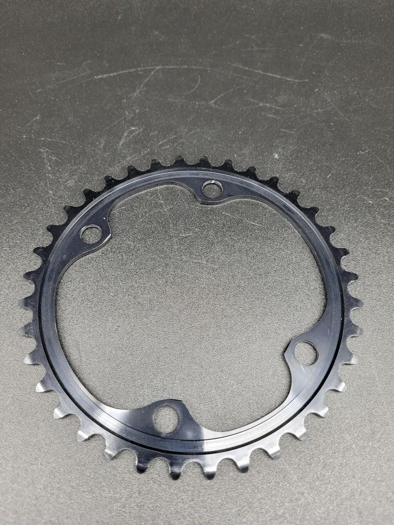 Převodníky Shimano DuraaAce pro 12s, 52/36, nejeté, sundané z nového kola.