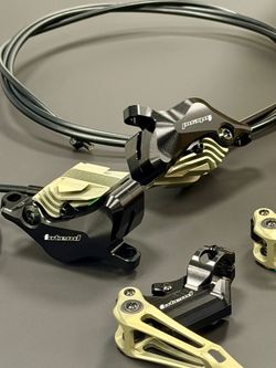 Brzdy Intend Trinity 2.0 Black