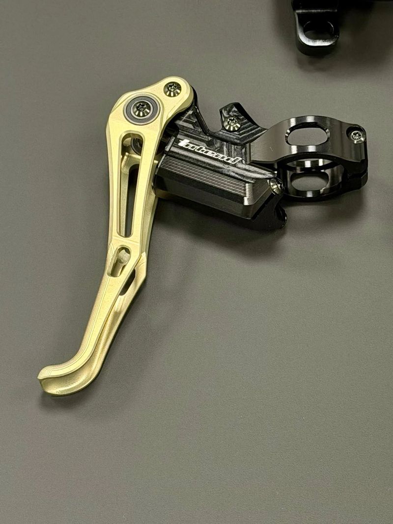 Brzdy Intend Trinity 2.0 Black