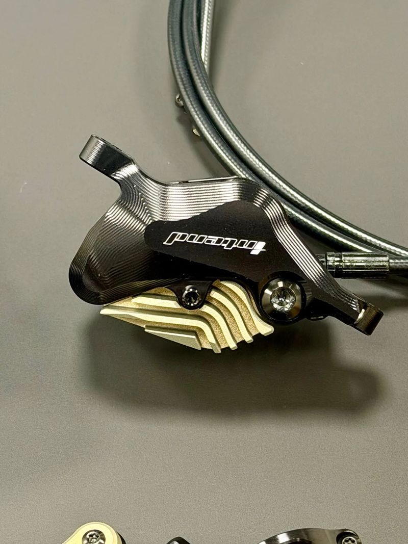 Brzdy Intend Trinity 2.0 Black