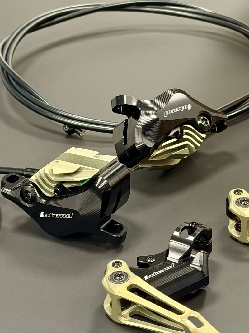 Brzdy Intend Trinity 2.0 Black