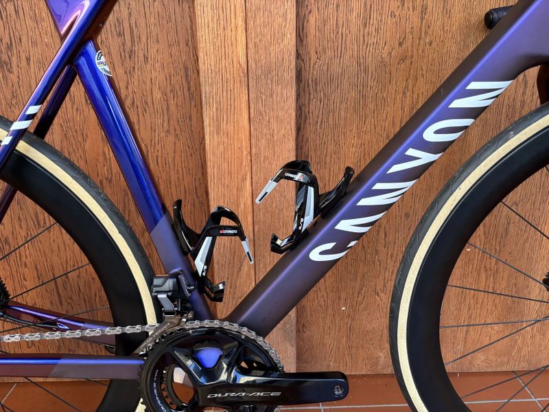 Canyon Ultimate CFR Di2 Aero - velikost L (540 mm) - ULTEGRA di2 2x12, DURA-ACE kliky, DT SWISS ACR