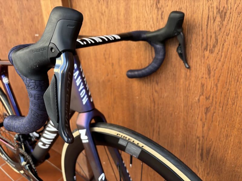 Canyon Ultimate CFR Di2 Aero - velikost L (540 mm) - ULTEGRA di2 2x12, DURA-ACE kliky, DT SWISS ACR