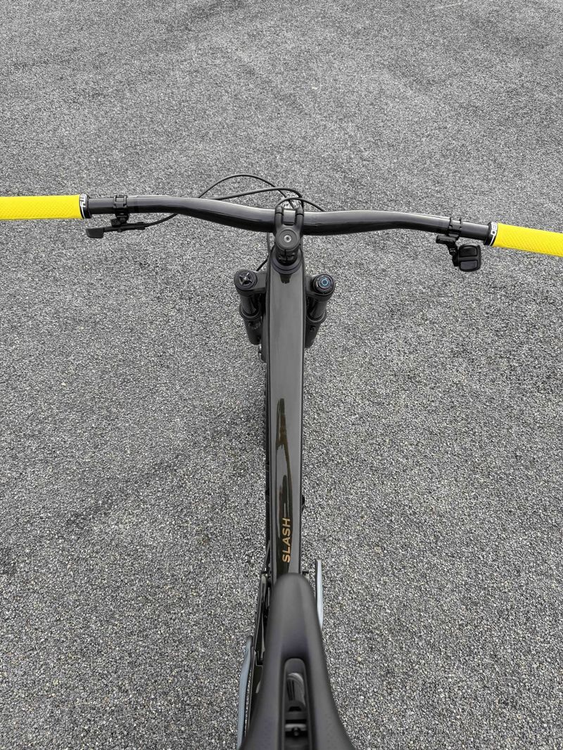 TREK Slash 9.8 GX AXS T-Type Gen 6