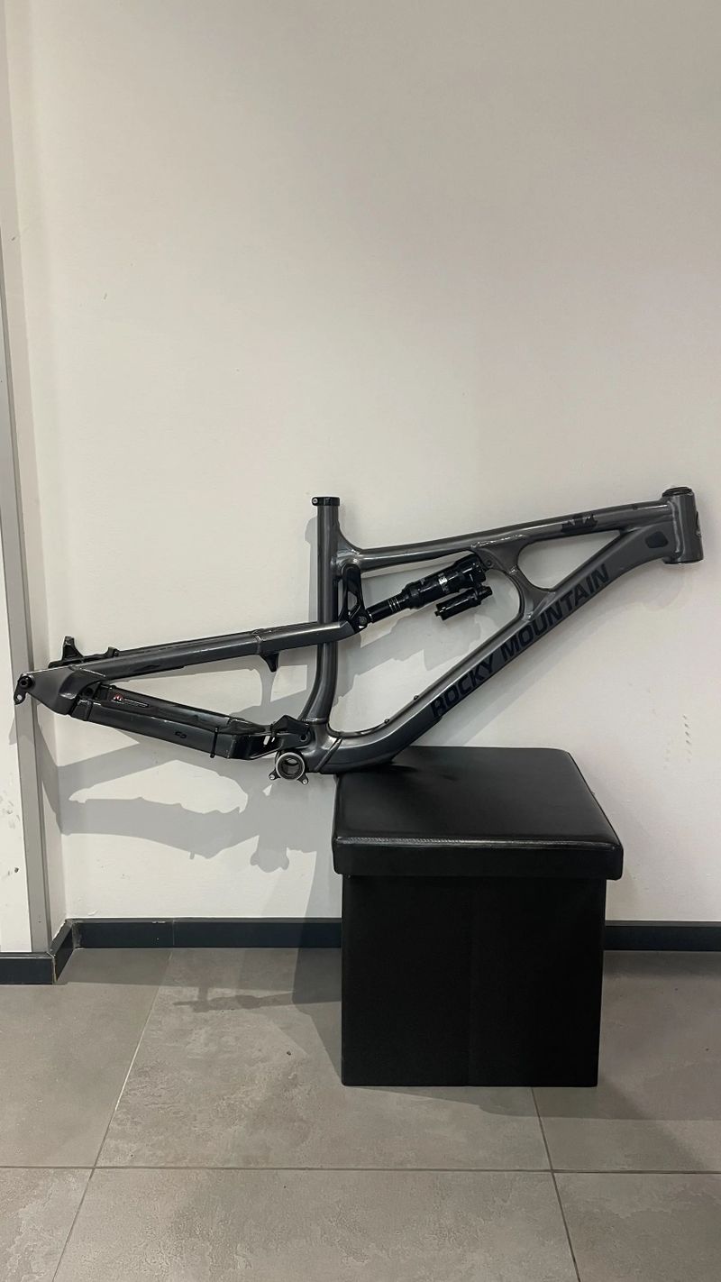 Rocky Mountain Slayer L 29"