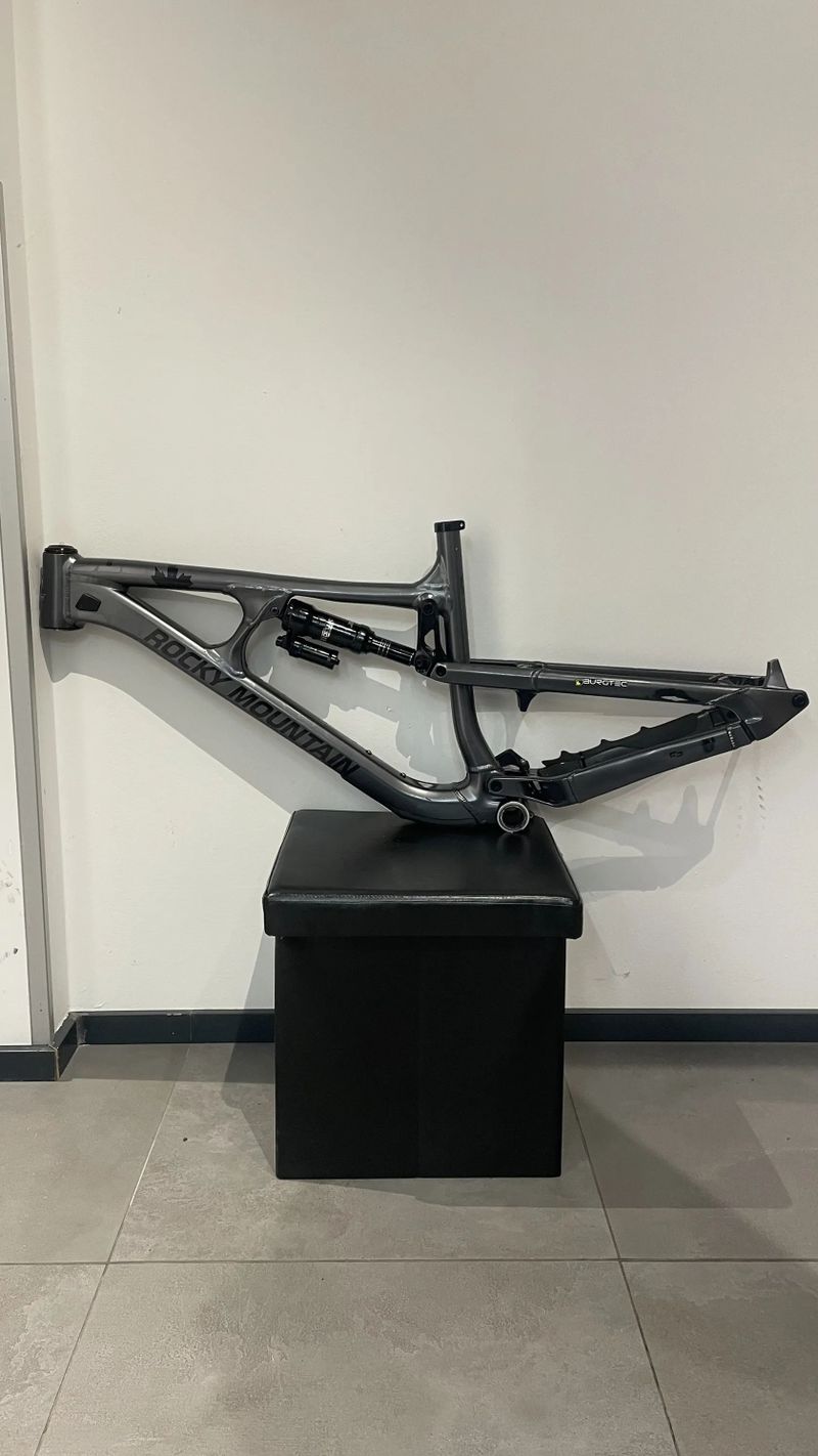 Rocky Mountain Slayer L 29"