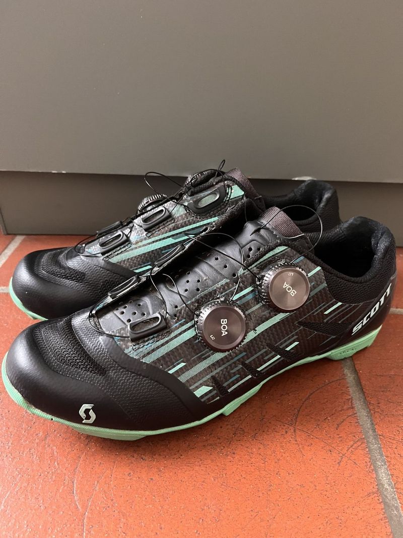 MTB tretry SCOTT RC SL SUPERSONIC EDITION