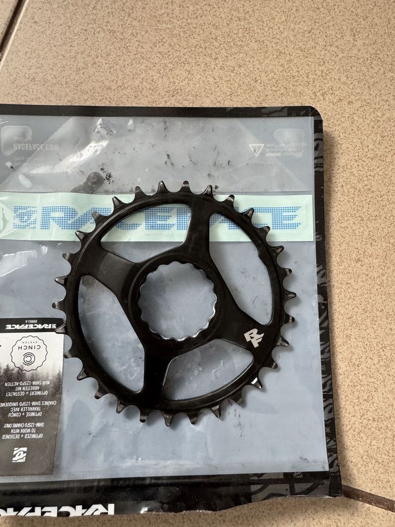 Prevodnik Raceface cinch 30z