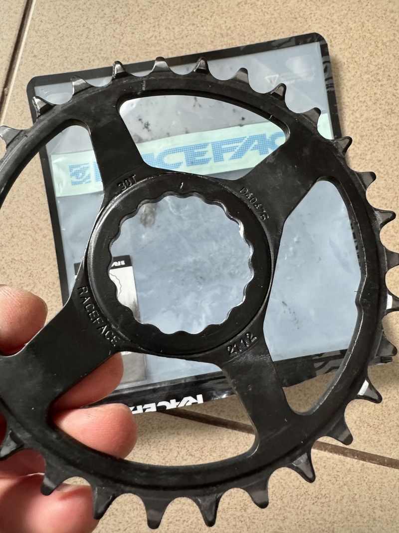 Prevodnik Raceface cinch 30z