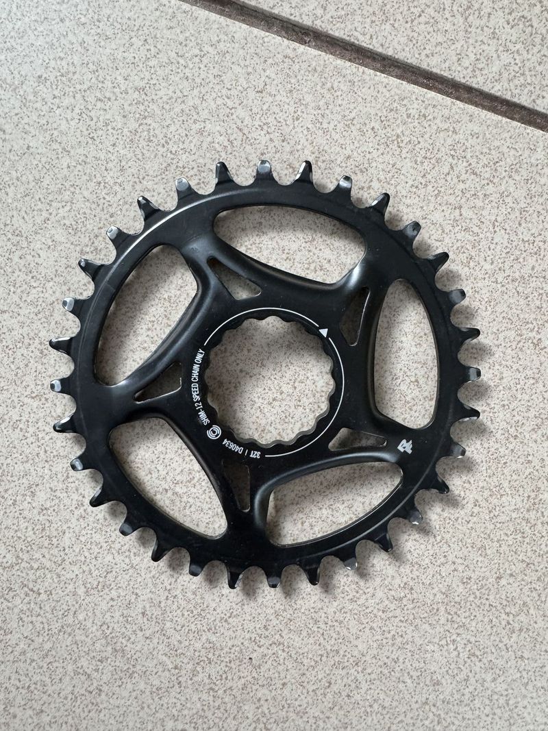 Prevodnik Raceface cinch 30z
