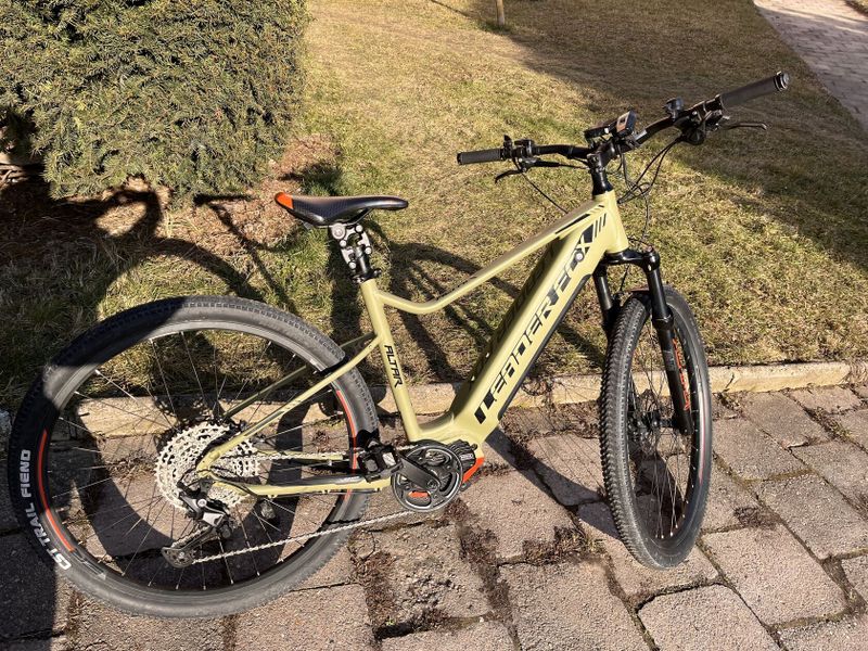 Elektrokolo Leader Fox Altar