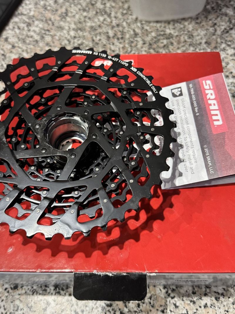 Kazeta SRAM XG1150 11sp 10-42