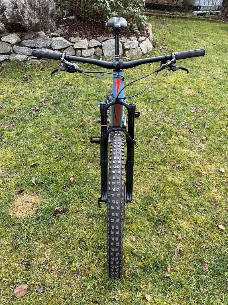 Prodám Specialized Stumpjumper FSR celokarbonový, vel. L výborný stav