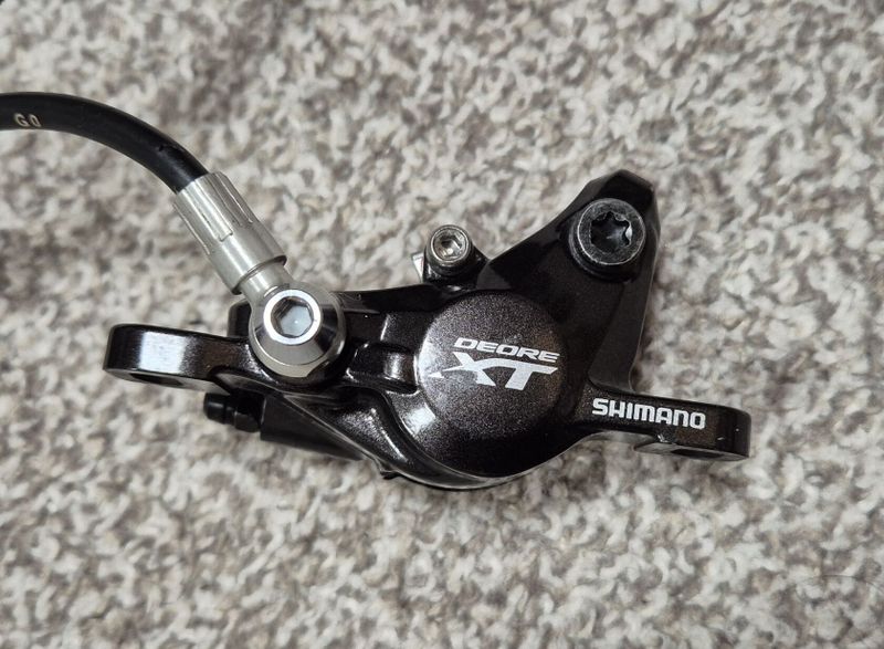 Brzdy Shimano XT M8000