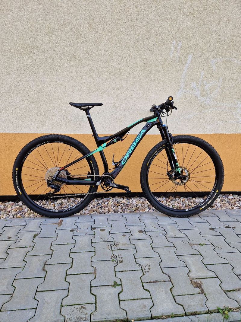 Prodám celoodpružené karbonové MTB kolo ORBEA OIZ 29"
