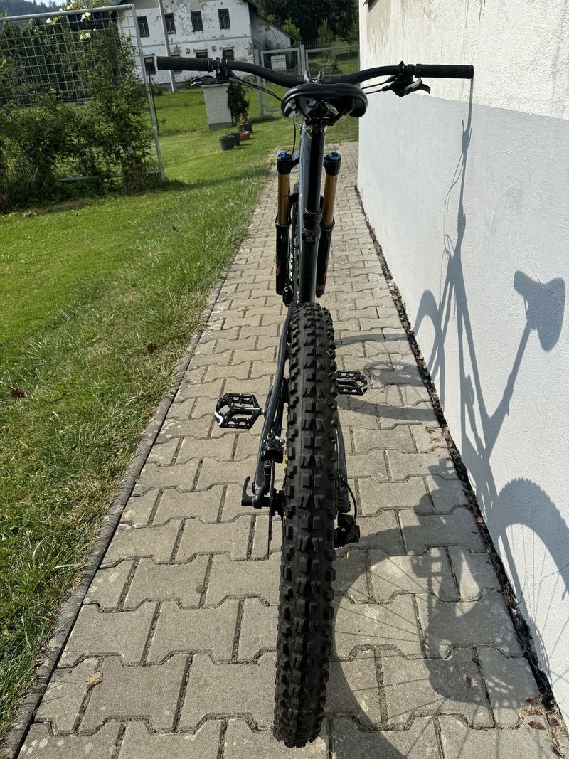 YT capra L 29” fox 38