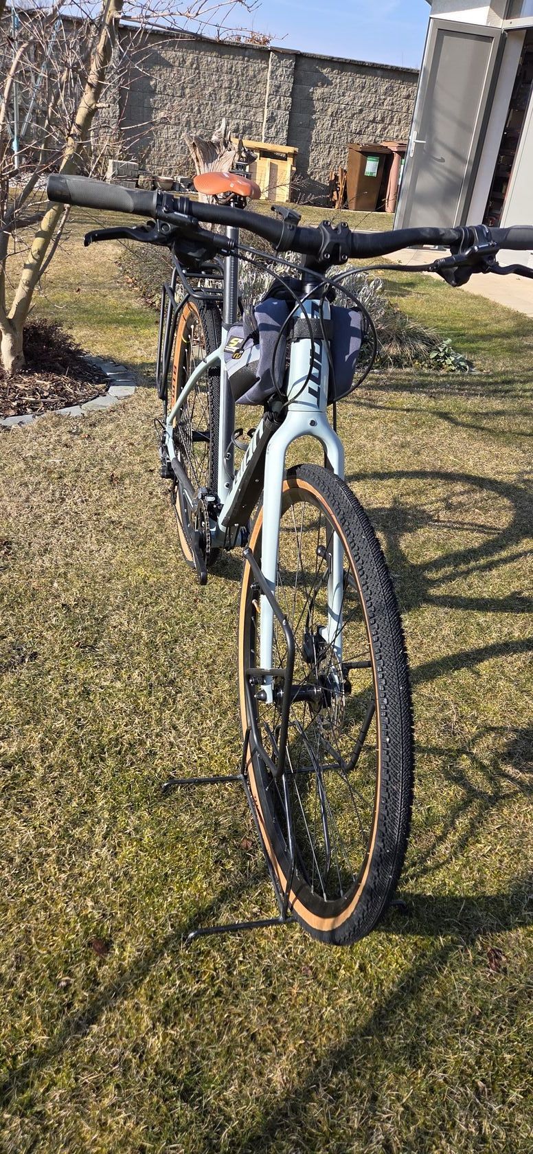 Giant ToughRoad SLR