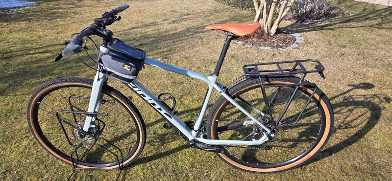 Giant ToughRoad SLR
