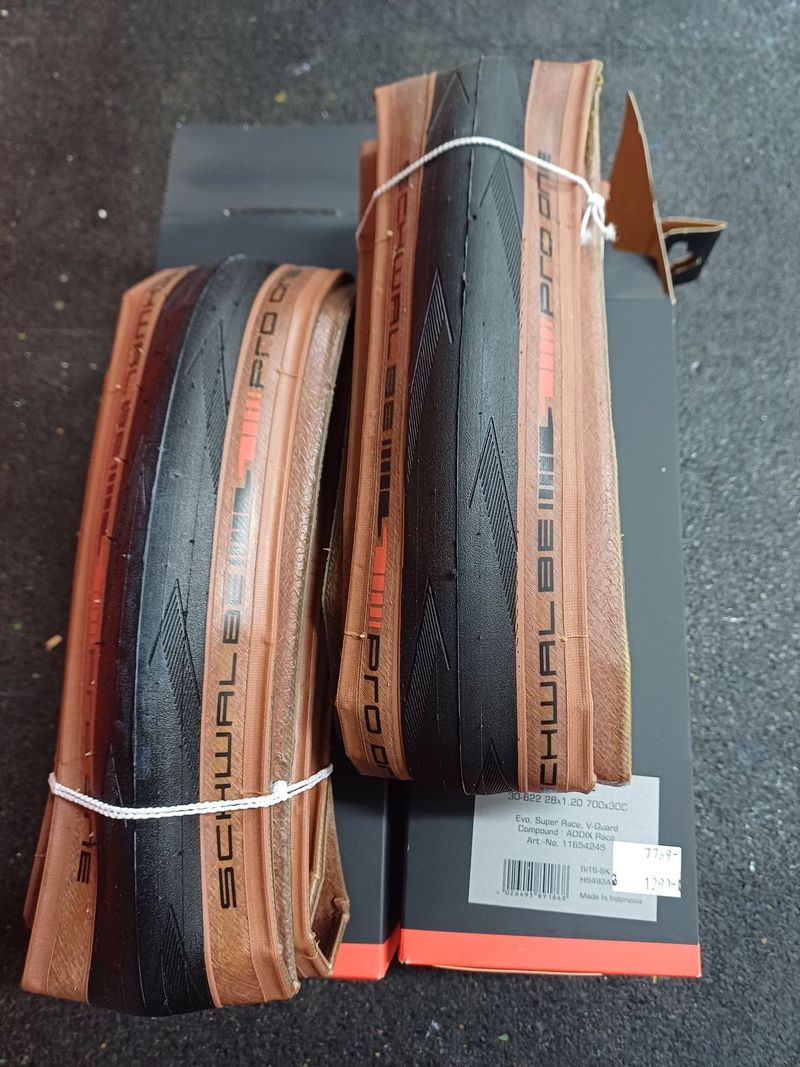 Pláště SCHWALBE PRO ONE 30-622 