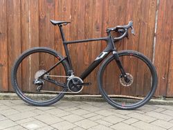 (REZERVACE) EXTREMNÍ SLEVA - 3T Exploro RaceMax Rival AXS 2024
