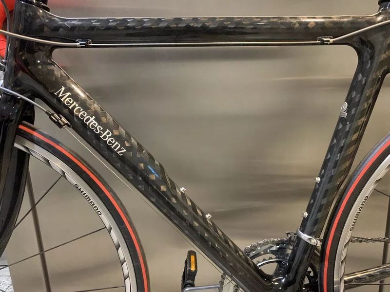 Mercedes Benz karbonové silniční kolo z limitované edice. 31/199. Dura Ace. Výměna za Morati díly.